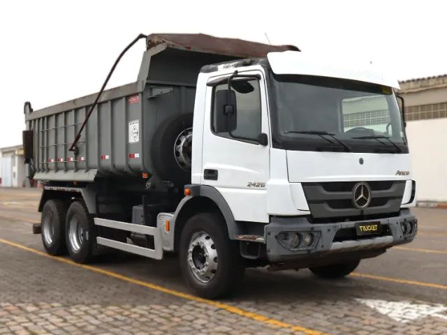 MERCEDES-BENZ ATEGO 2426 - 6X2 - 2022 - CAÇAMBA BASCULANTE 14m³ ROSSETTI