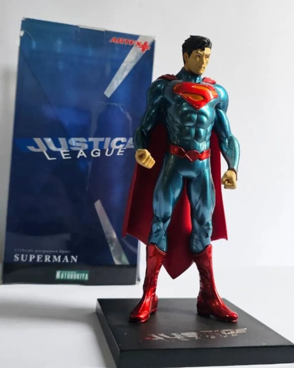 Superman  ARTFX+  Kotobukiya, versão News 52 da DC Comics. - Foto 6