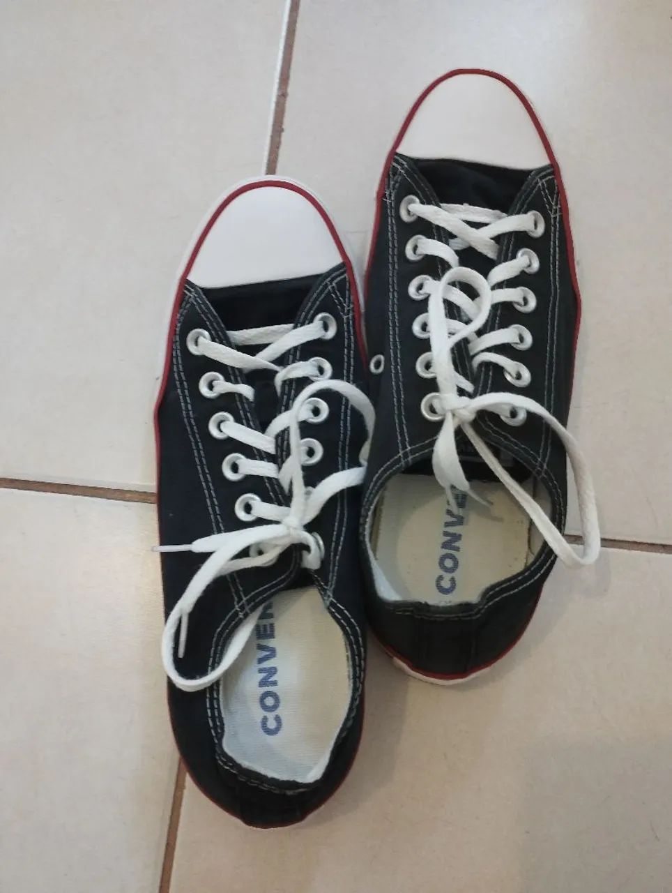 Tênis all star preto em ótimo estado  - Foto 2
