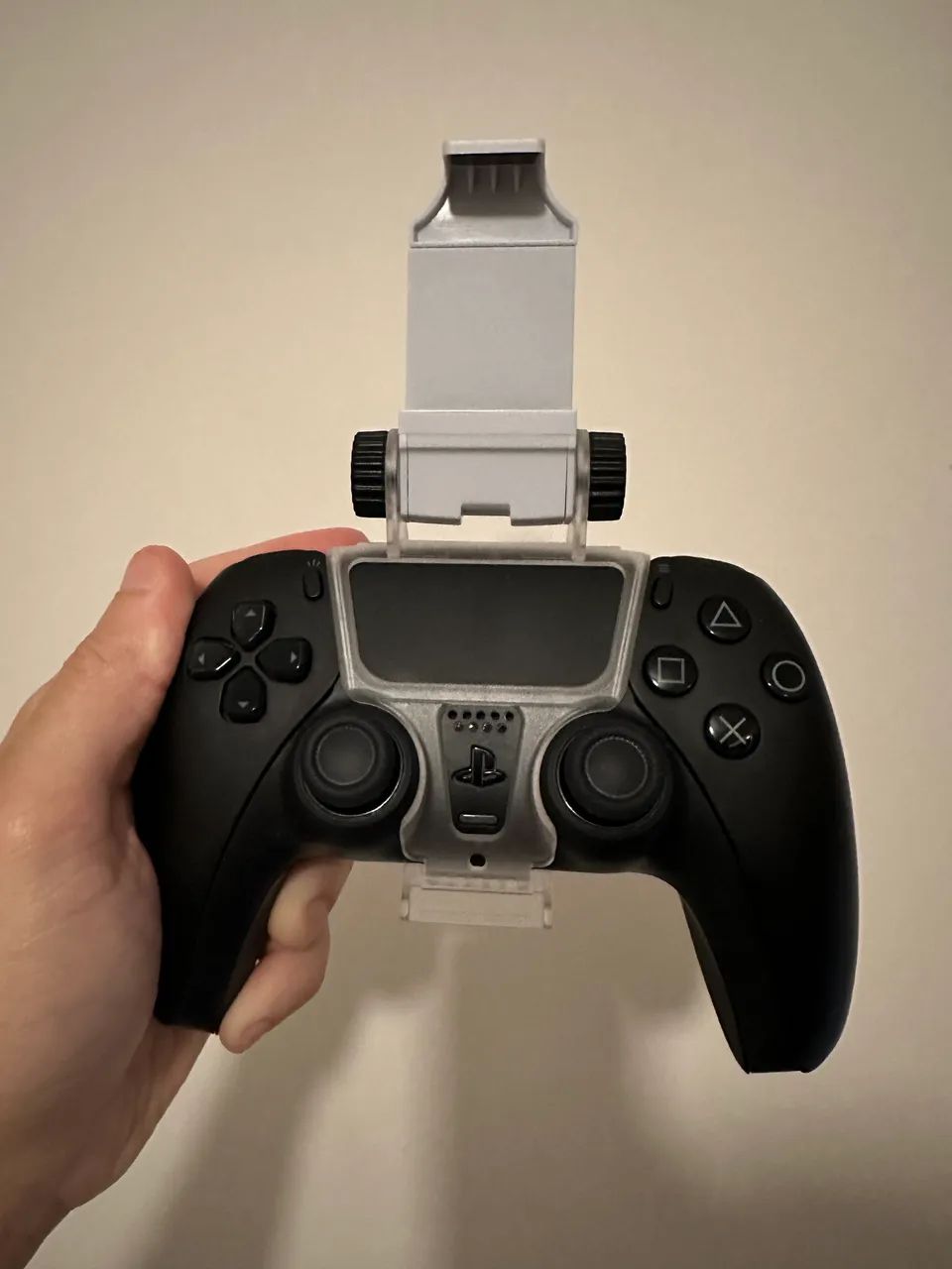 Suporte para colocar celular no controle DualSense PS5 (não acompanha o controle)64300404704643120