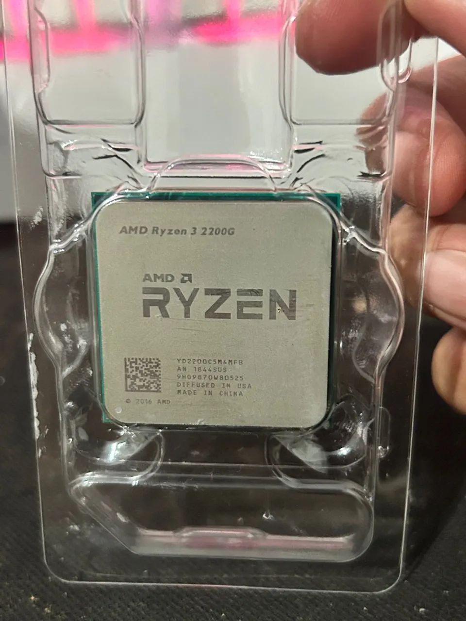 processador cpu AMD Ryzen 3 2200G