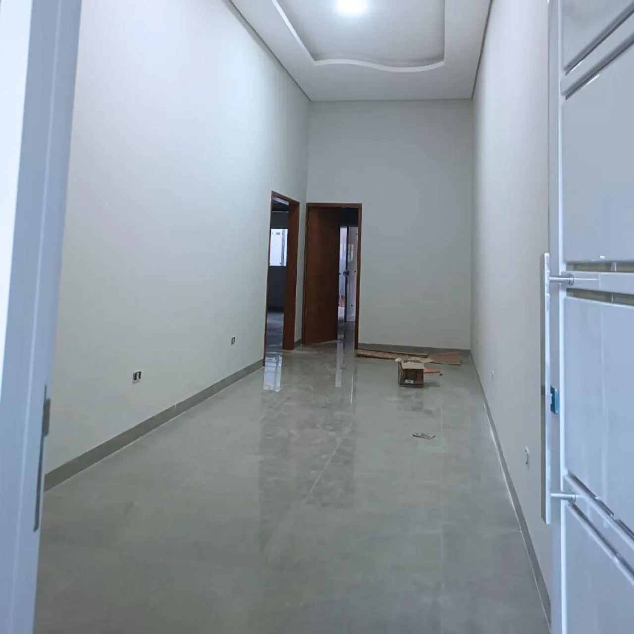 Casa á venda com 3 quartos sendo 1 suíte no Rita Viera em Campo Grande - MS