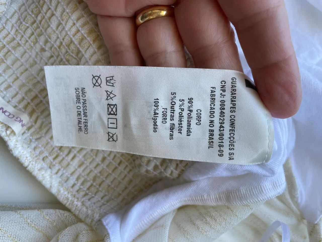 Blusa tam 16 cropped bege Young Connection - Foto 6