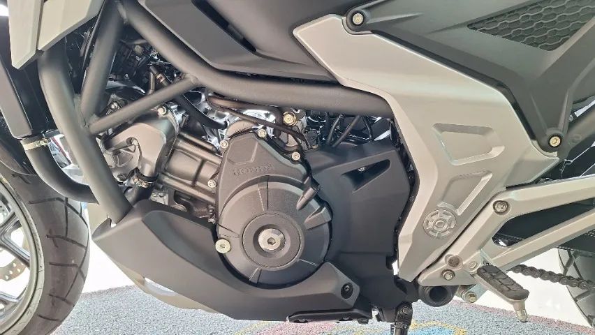 Honda NC 750X DCT Automática 2025 Prata - Foto 3
