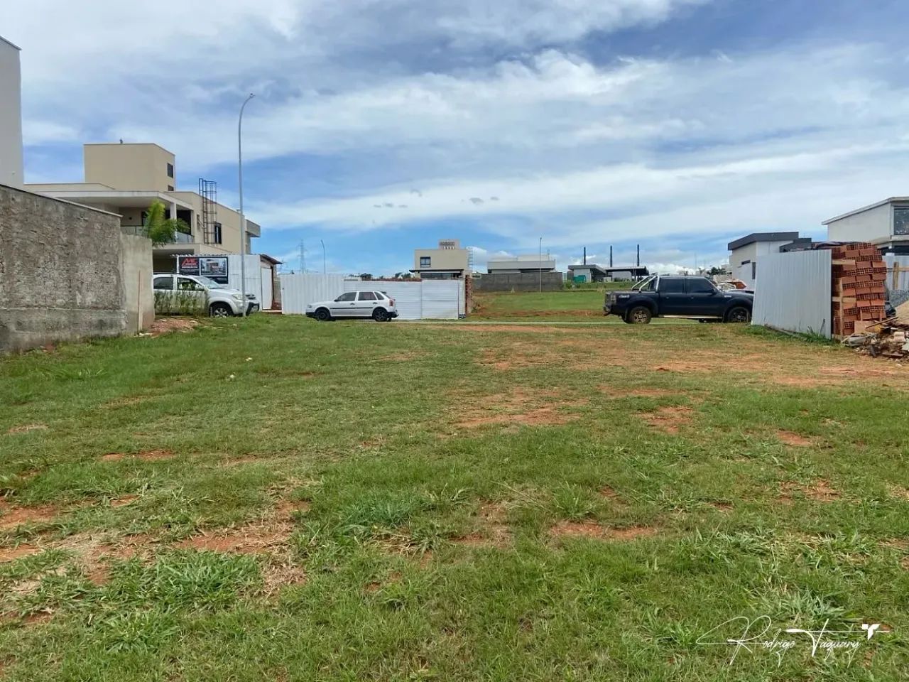 Terreno à Venda no Condomínio Jardins França  417 m² em Goiânia - Foto 2