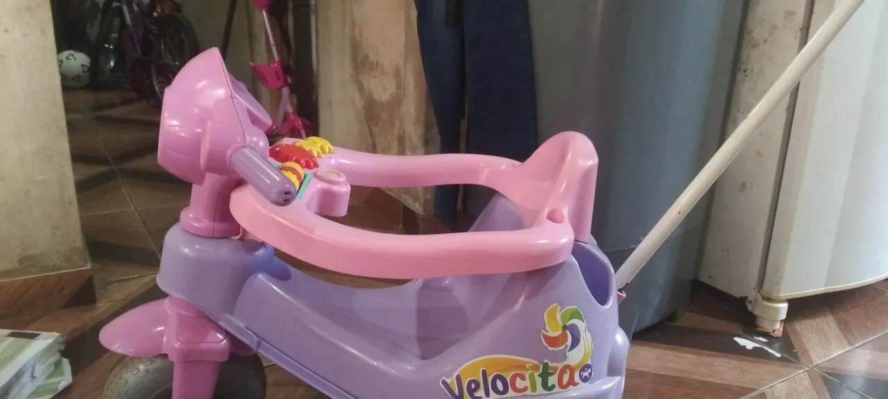 Triciclo Infantil Rosa e Roxo Velocita