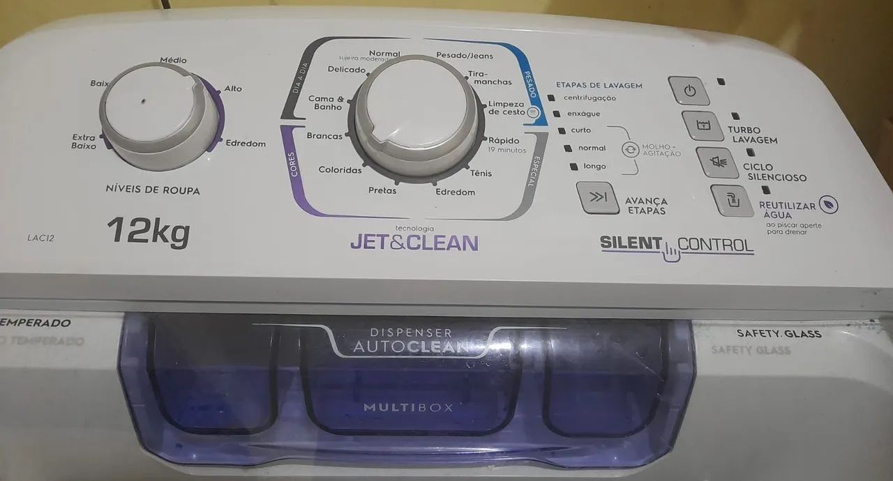 Máquina de Lavar Roupa 12kg Jet&Clean -  Electrolux
