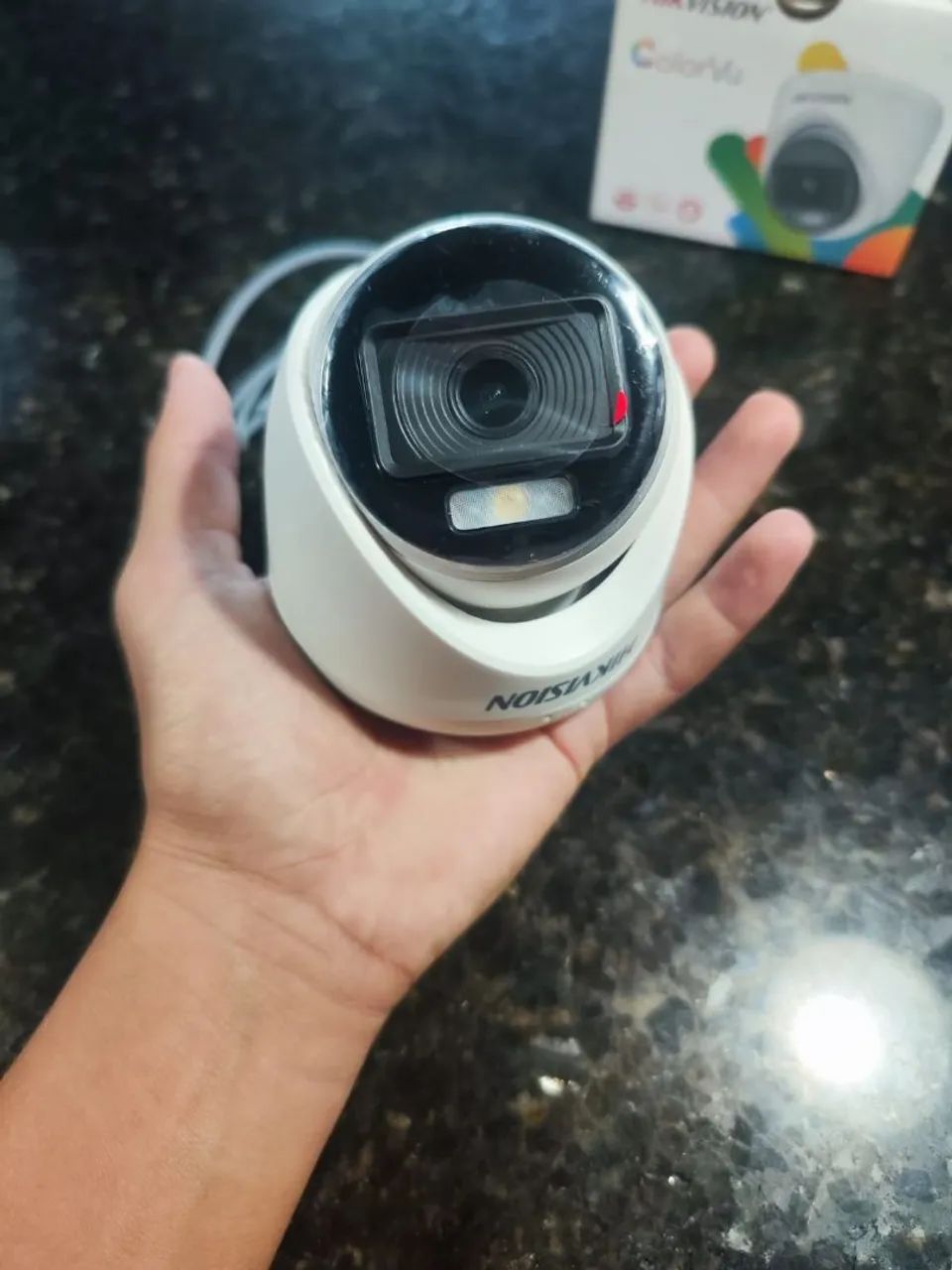 Câmera Hikvision ColorVu:(colorida 24h) Full HD  - Foto 5