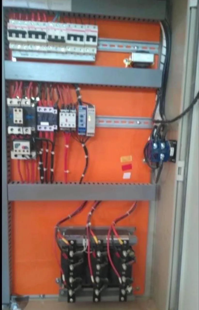 Vendo quadro de comando64385643540354120