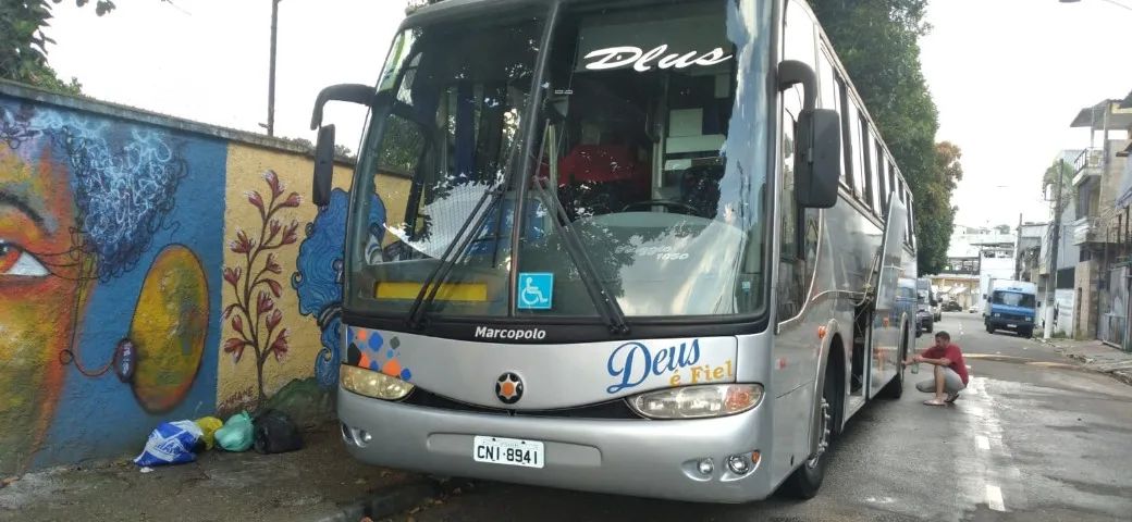 Ônibus de viagem - Foto 2