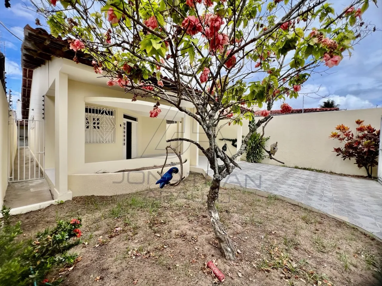 Vendo casa no São Luiz 4/4
