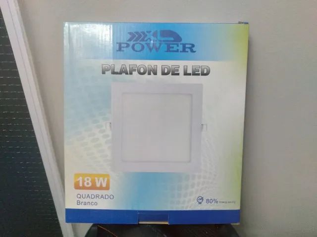 LAMPADA DE LED EMBUTIR 18W