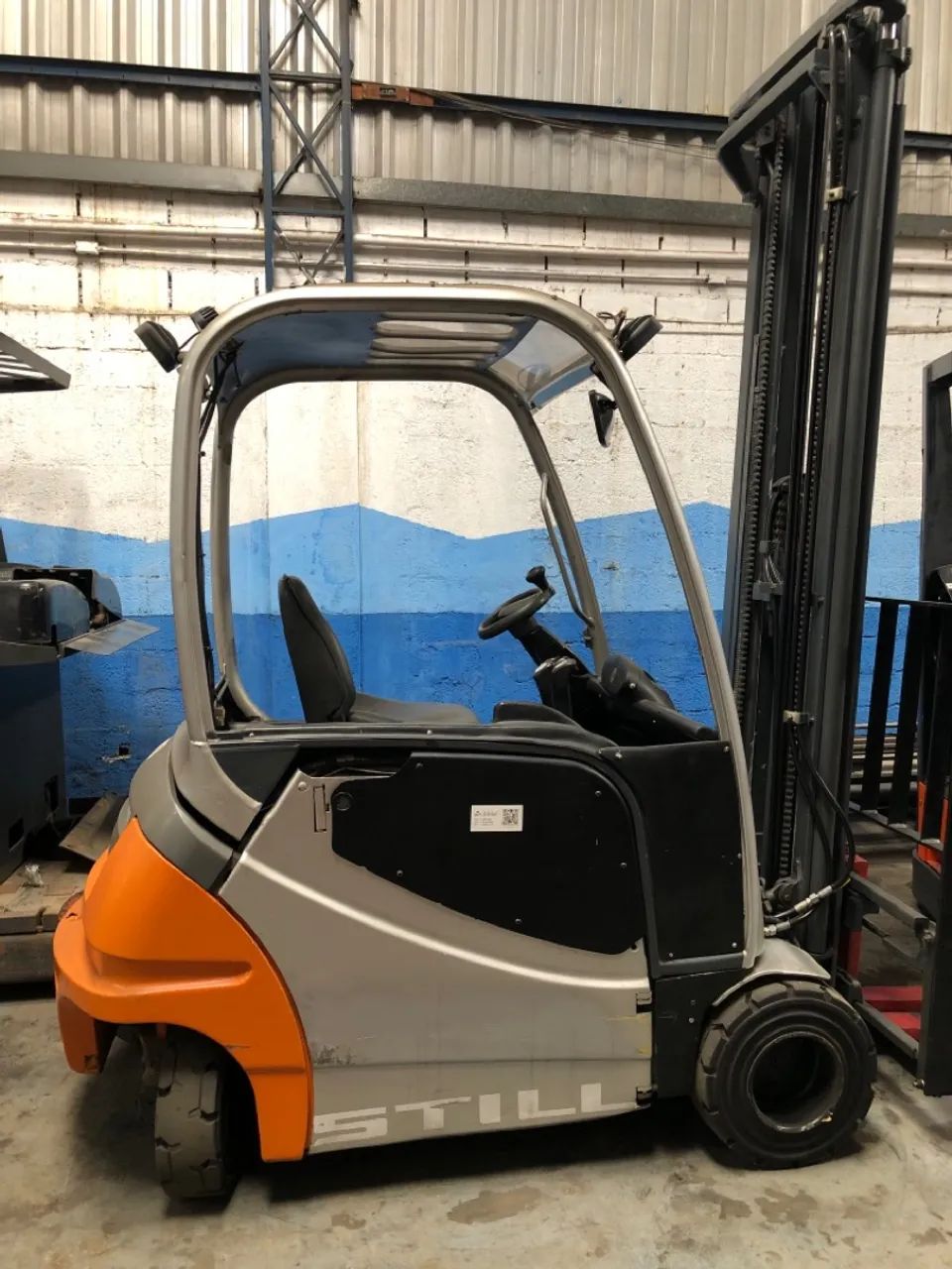 Empilhadeira contrabalançada Still - Foto 4