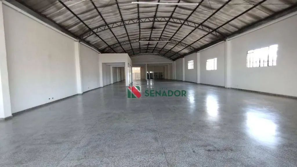 Barracão para alugar, 567 m² por R$ 10.000/mês - Coliseu - Londrina/PR