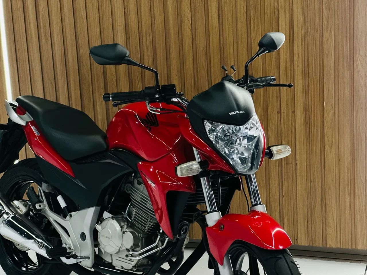 Moto Honda CB 300R 2013 IMPECÁVEL  - Foto 2
