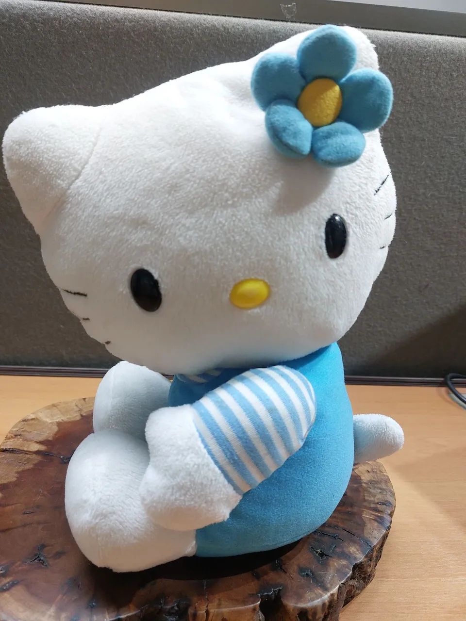 Hello Kitty Original 25cm (usado) - Foto 5