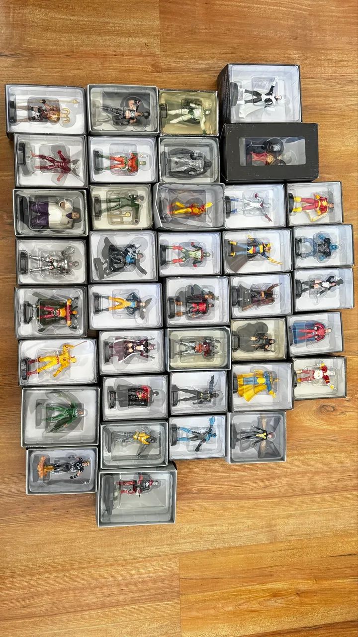 Figure action 38 miniaturas  Marvel DC Comics Eaglemoss  - Foto 2