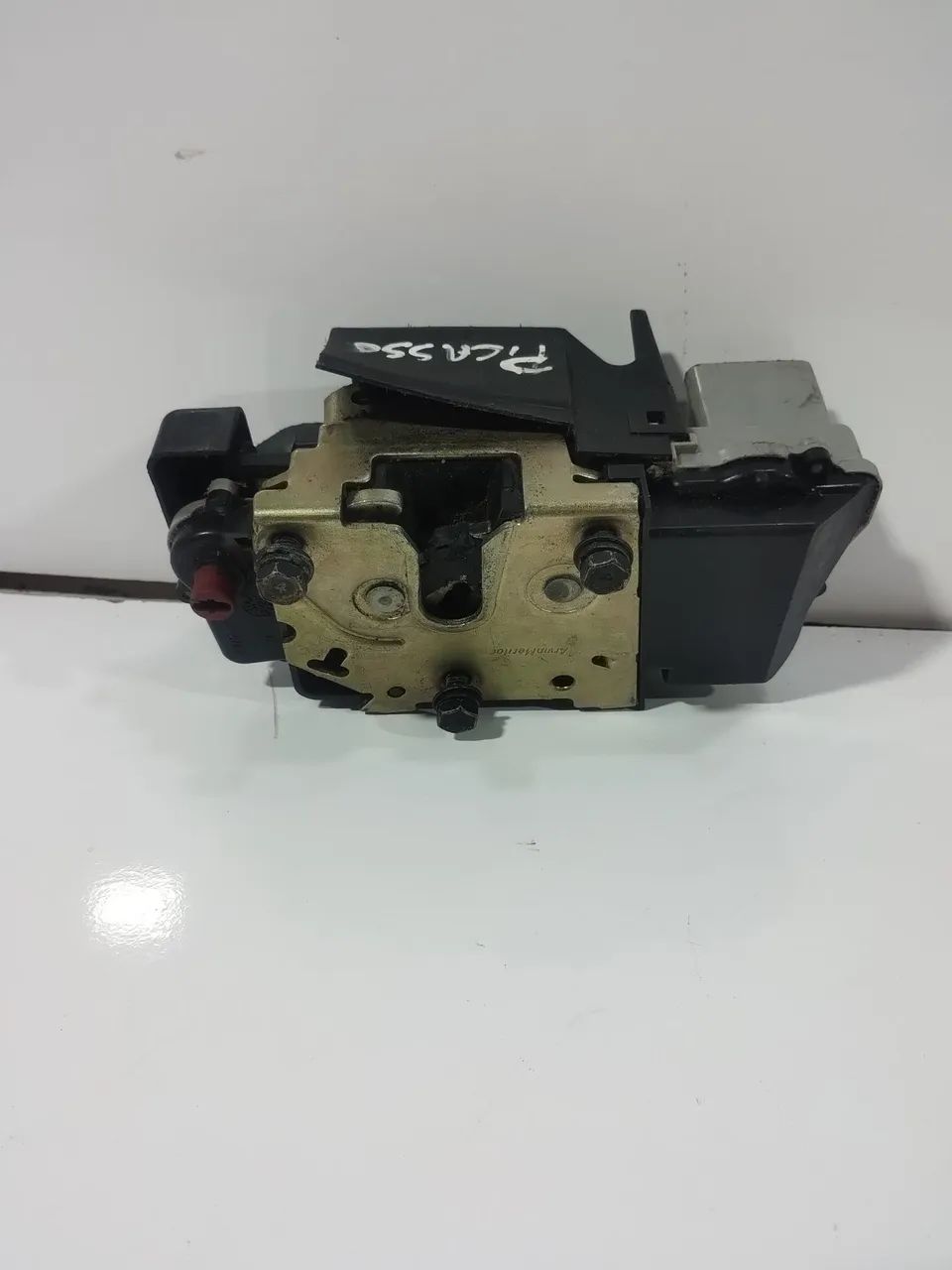 Fechadura trazeira direito Citroen Picasso 2005