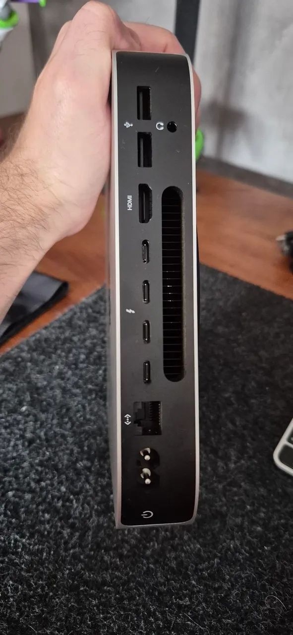 Mac Mini M2 Pro - 16GB RAM / 512GB SSD - Potência Total