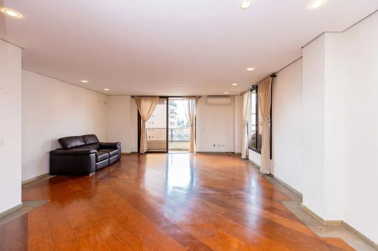 Apartamento tipo para venda com 4 quartos, sendo 2 suítes, 200m² - Foto 3