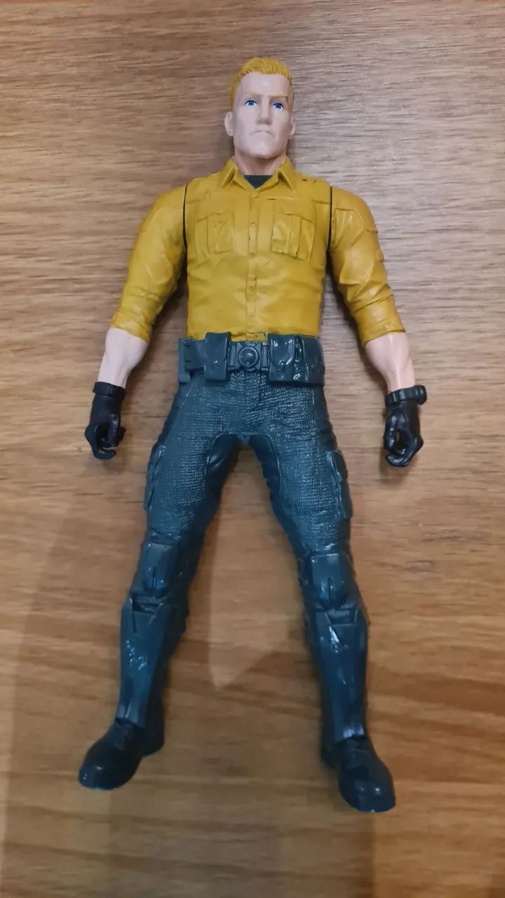 Boneco Articulado de Ação