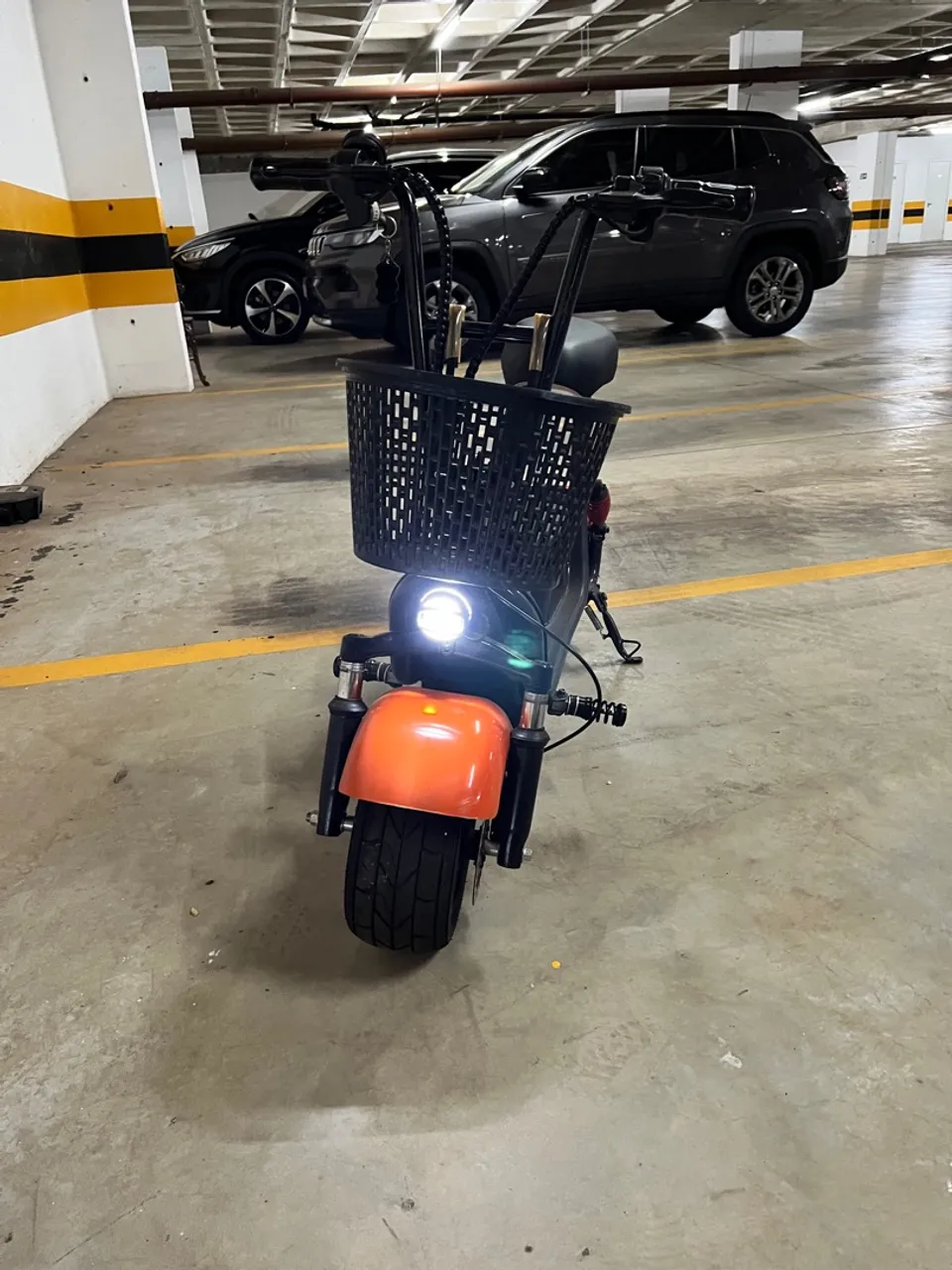 Scooter modelo minizinha Moby