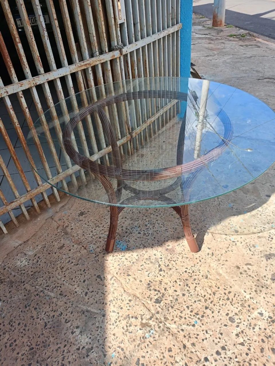 MESA USADA EM ÓTIMO ESTADO  - Foto 2