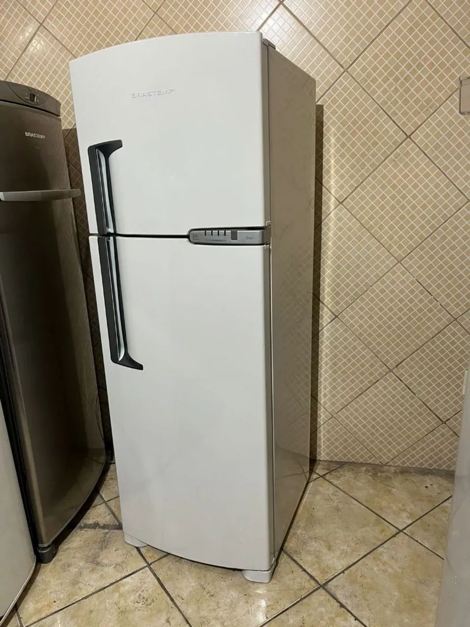 Geladeira Brastemp Frost Free 380 litros 