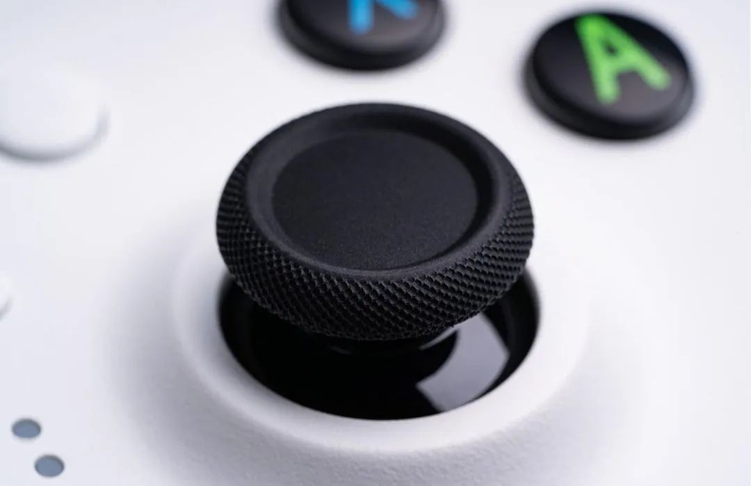 Controle 8bitdo ultimate Wired para Xbox one, séries X/S e PC ( versão com hall efect) - Foto 4