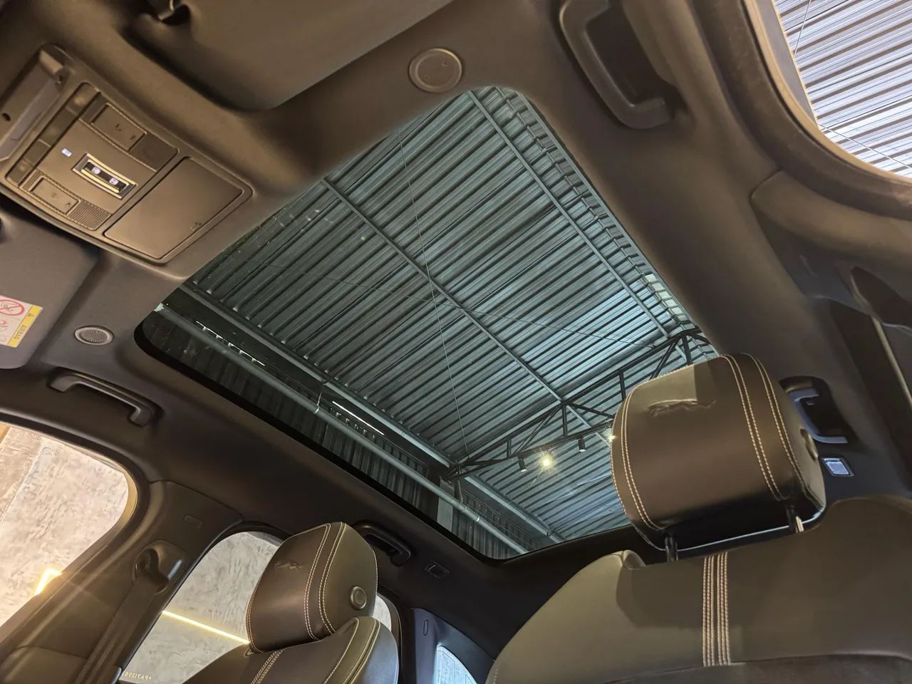 Jaguar F-Pace 2.0 P400e Phev R-Dynamic Se Awd Automático - Foto 9