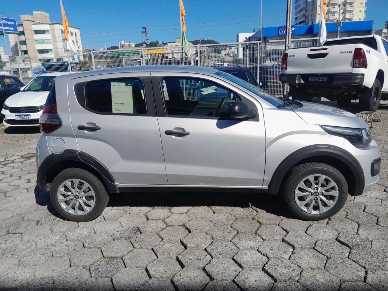 Fiat Mobi 2023 1.0 evo flex like. manual - Foto 4