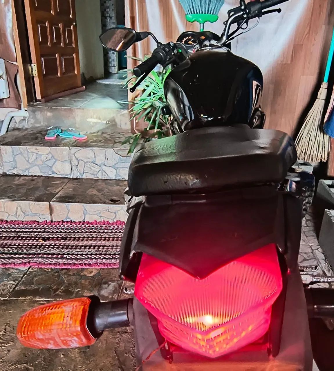 Vende se moto cb 300r 2011 barato  - Foto 5