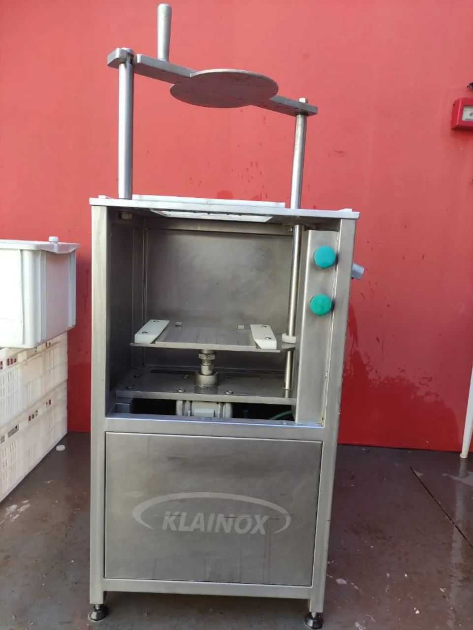 Máquina industrial para espetos de carnes
