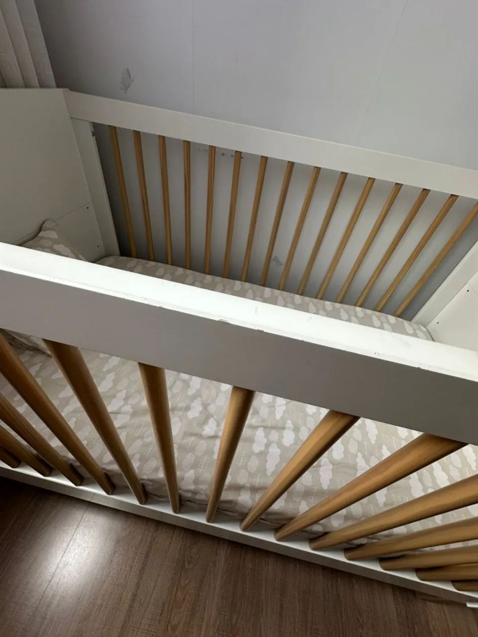 BERÇO BRANCO E CARVALHO  - Foto 5