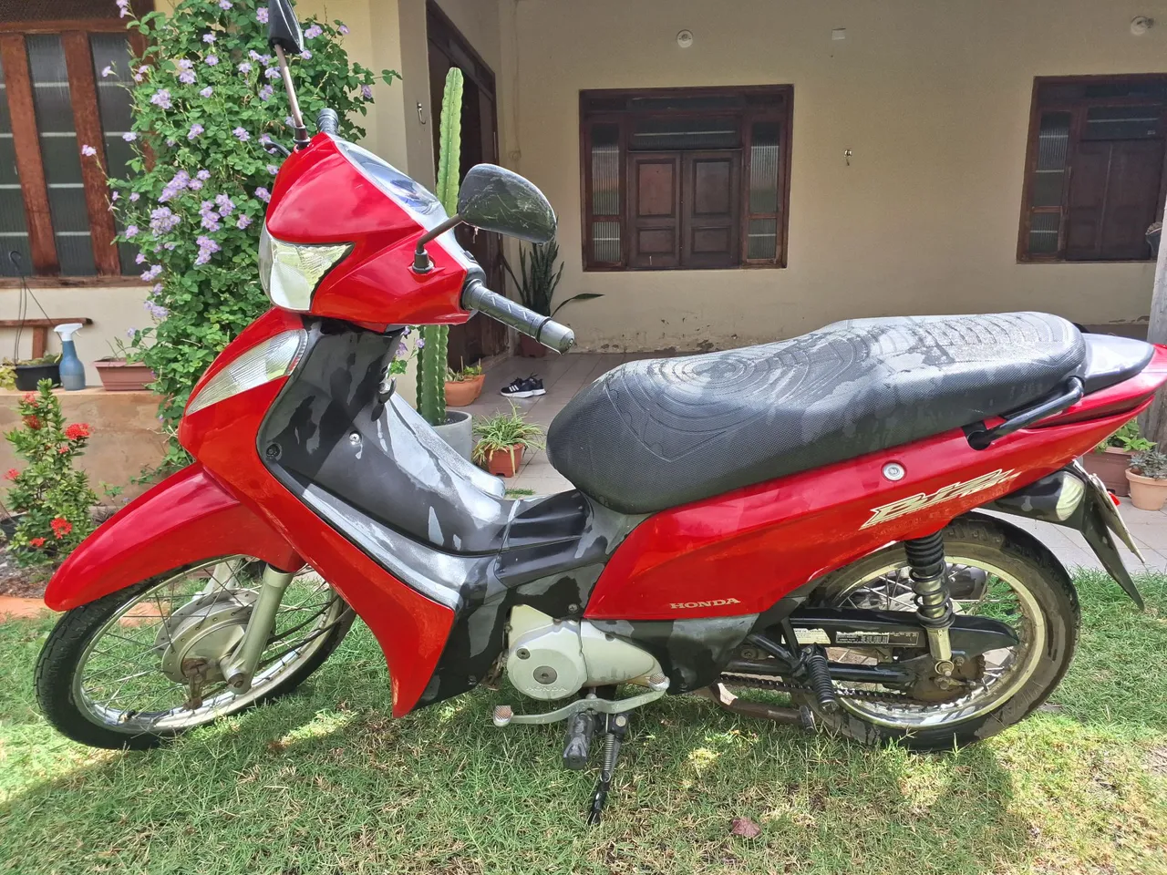 Biz 125 ES