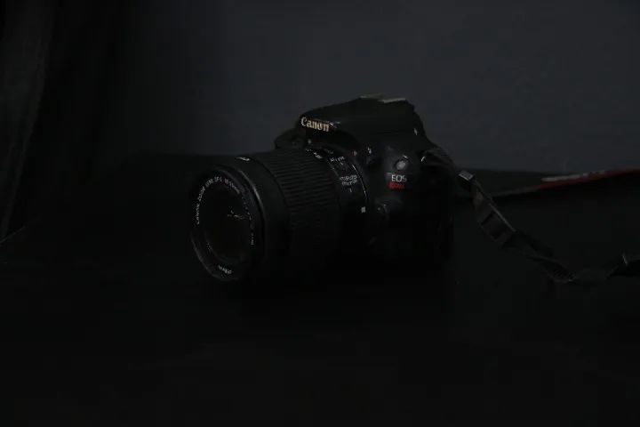 Câmera Canon SL1 / T100 - Foto 3