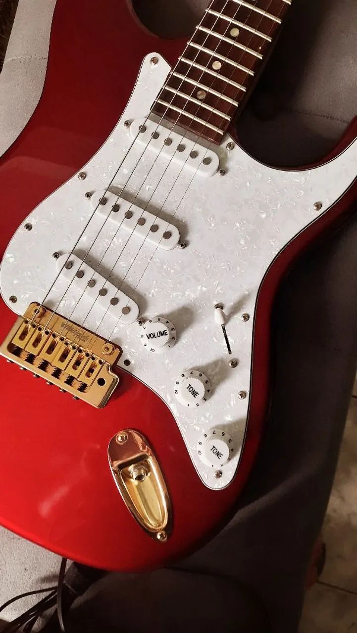 Guitarra Tagima T735S Vermelha - Stratocaster
