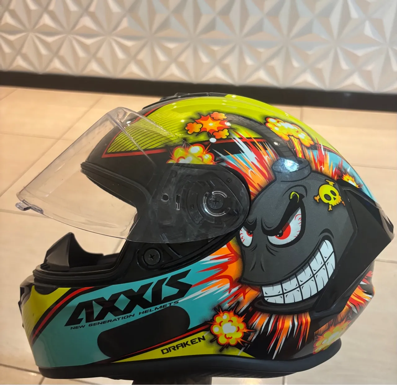 Capacete Axxis Draken - Design Explosivo!