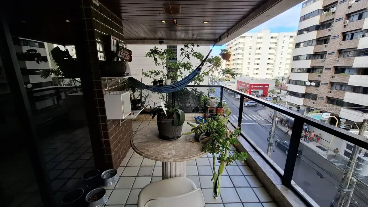 Apartamento 4 Quartos - 226m² - Varanda - Ponta Verde - Foto 2
