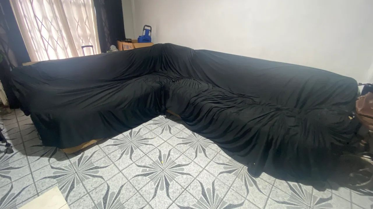 DOAÇÃO sofá L +mesa e 3 cadeiras