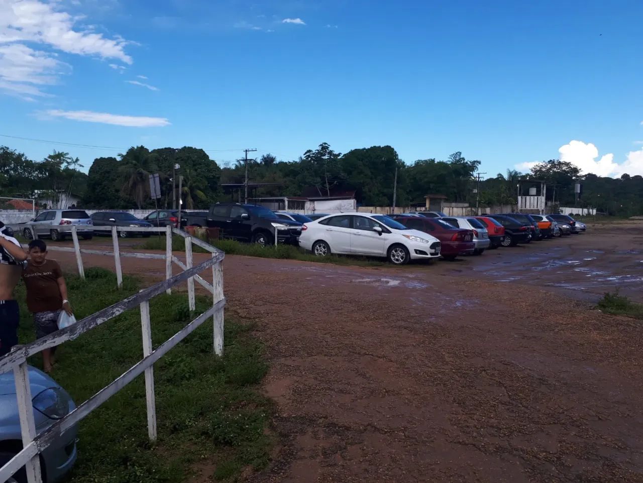 Terreno de 14.980m2  com acesso a praia