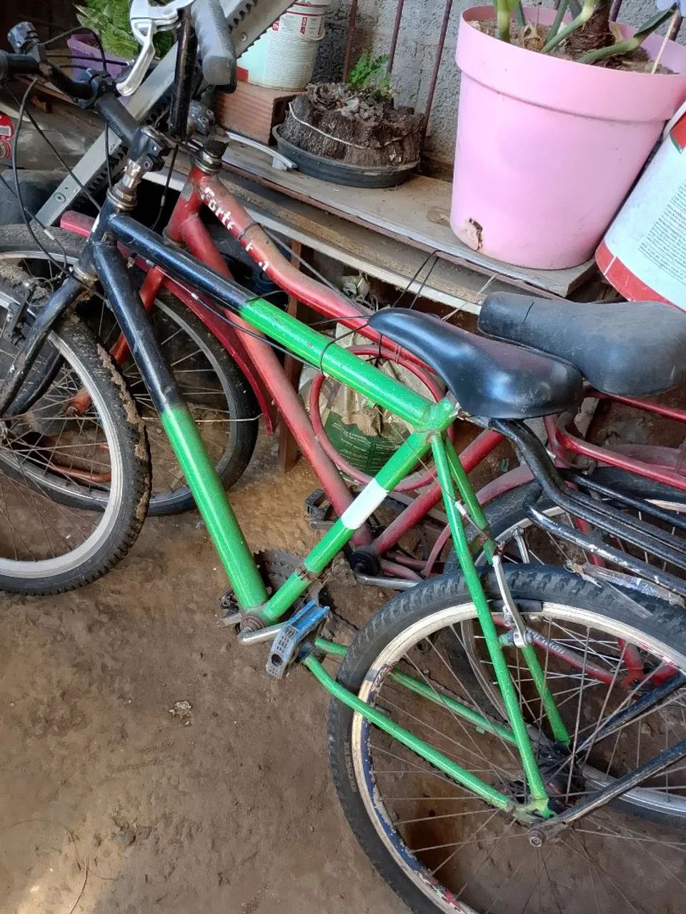 Vende-se 2 bicicletas
