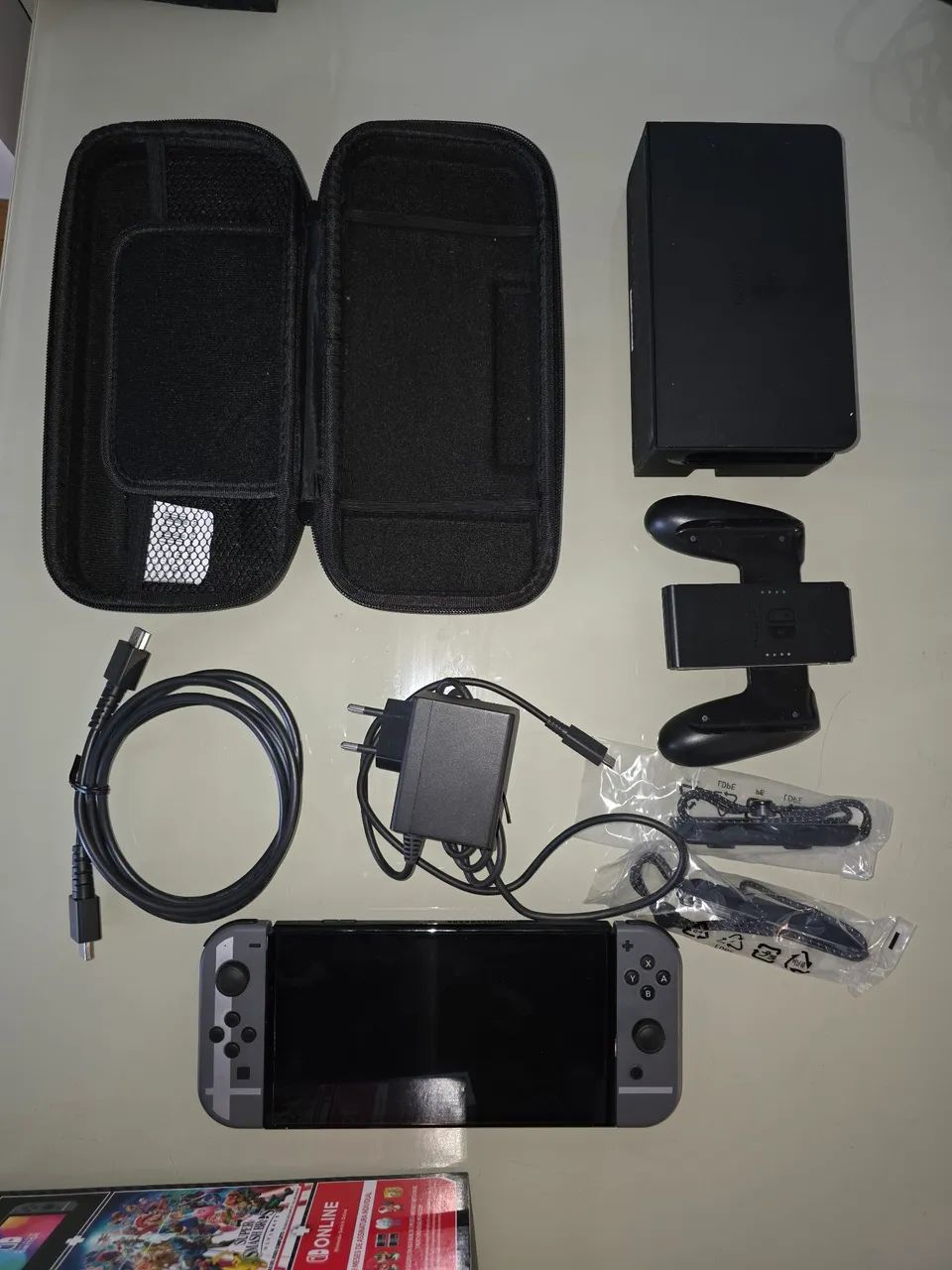 Vendo Nintendo Switch V2 Oled com microsd 512gb e controle pro - Foto 3