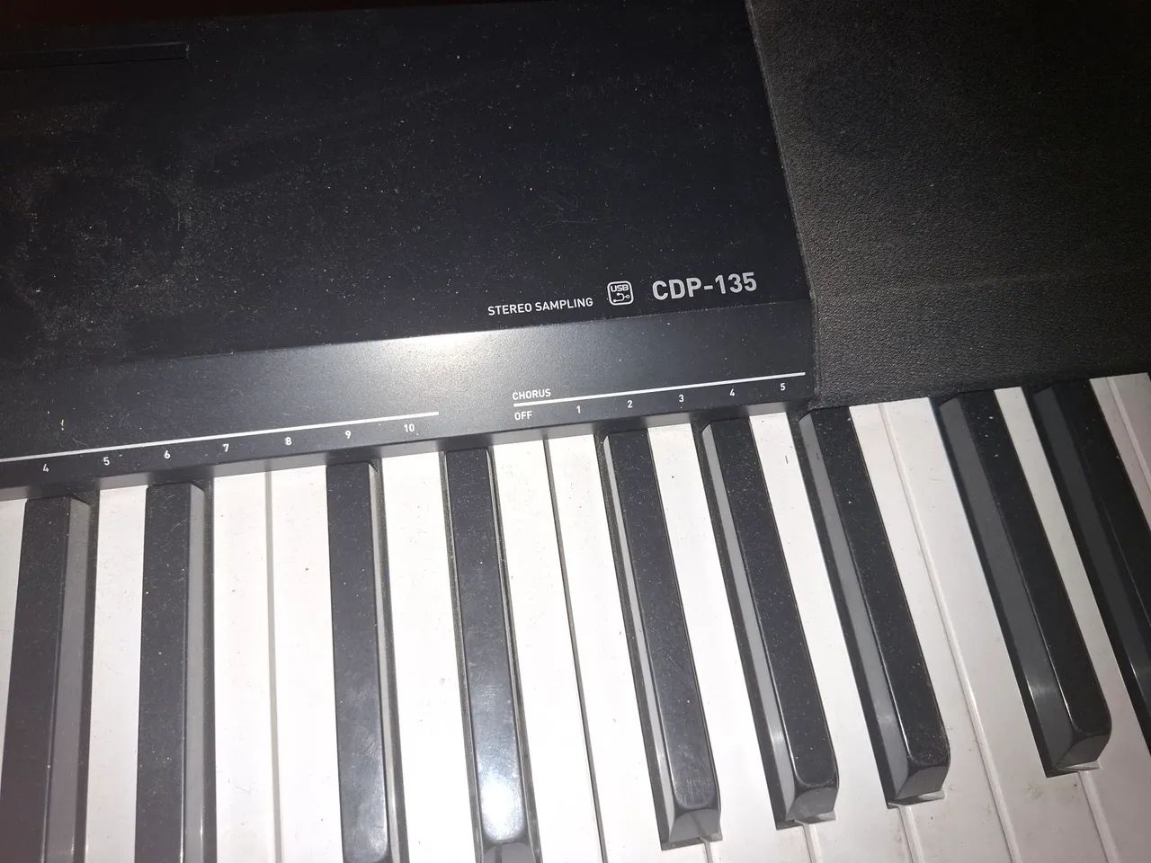 Piano Digital 88 teclas CASIO CDP135 - Foto 5