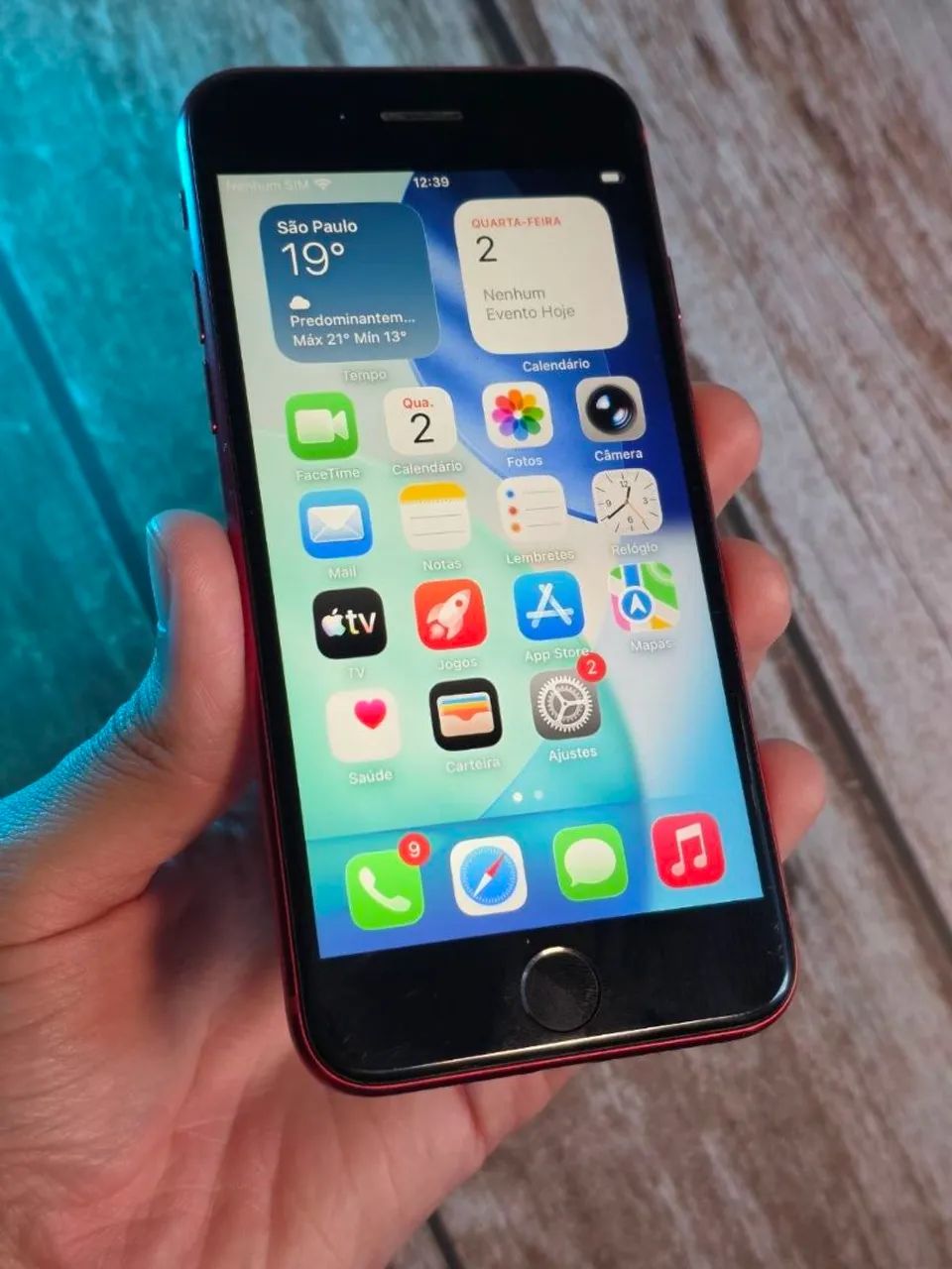 iPhone SE 2 64GB Vermelho - Foto 2