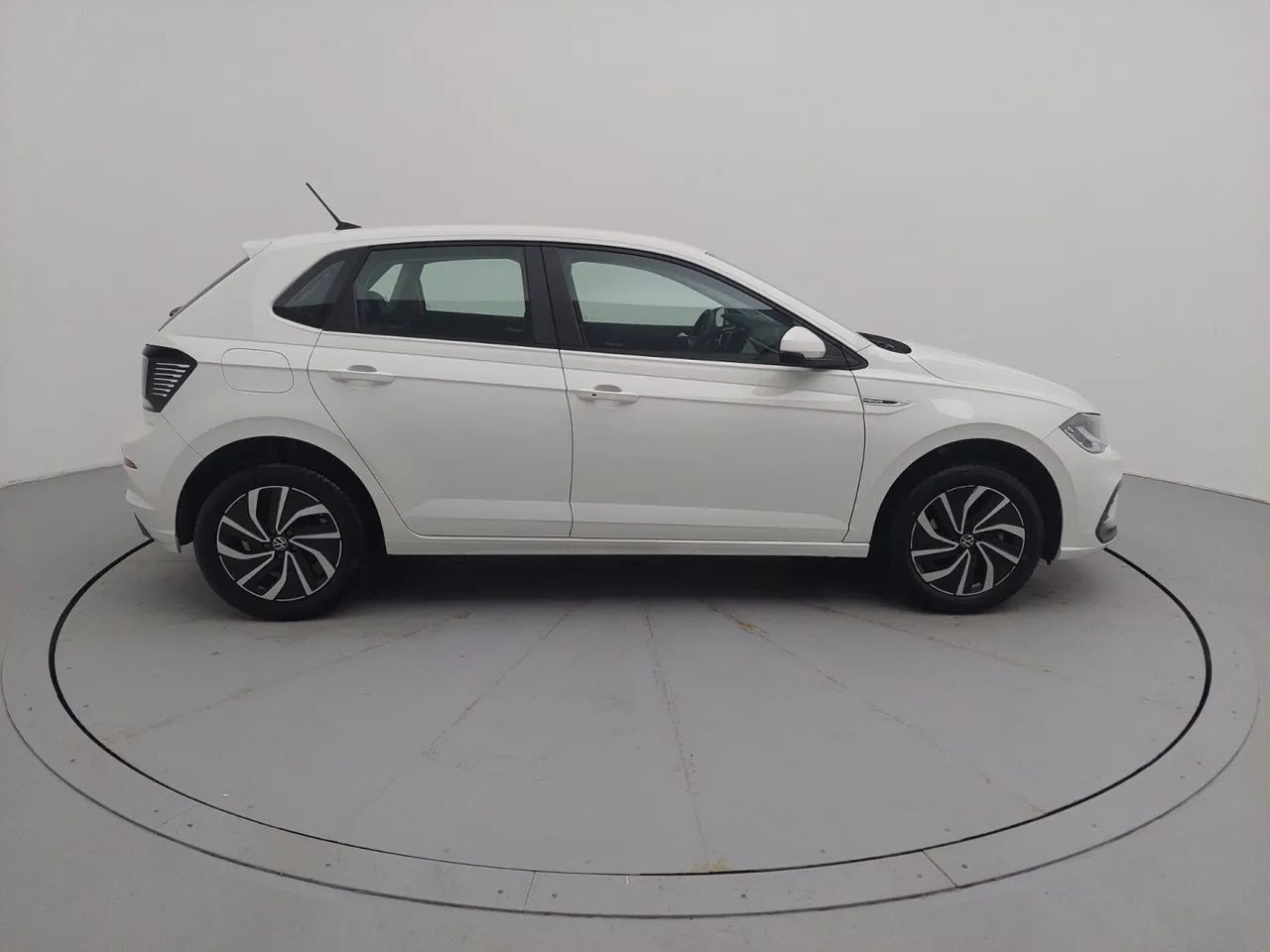 Volkswagen Polo Highline 170 TSI 1.0 Flex 12V Aut., foto 6 de 18