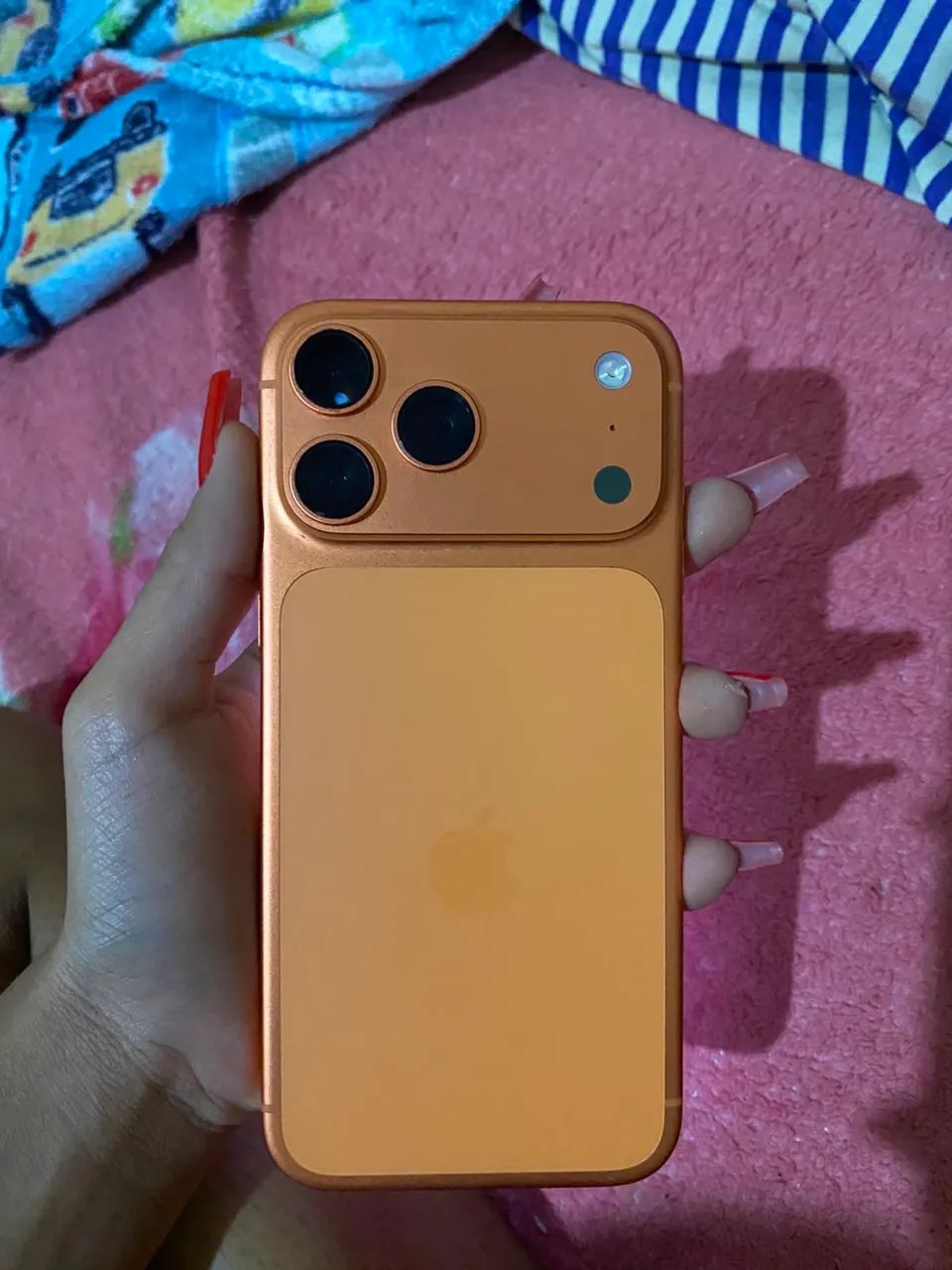 Vendo iPhone 17pro max 1TB - Foto 2