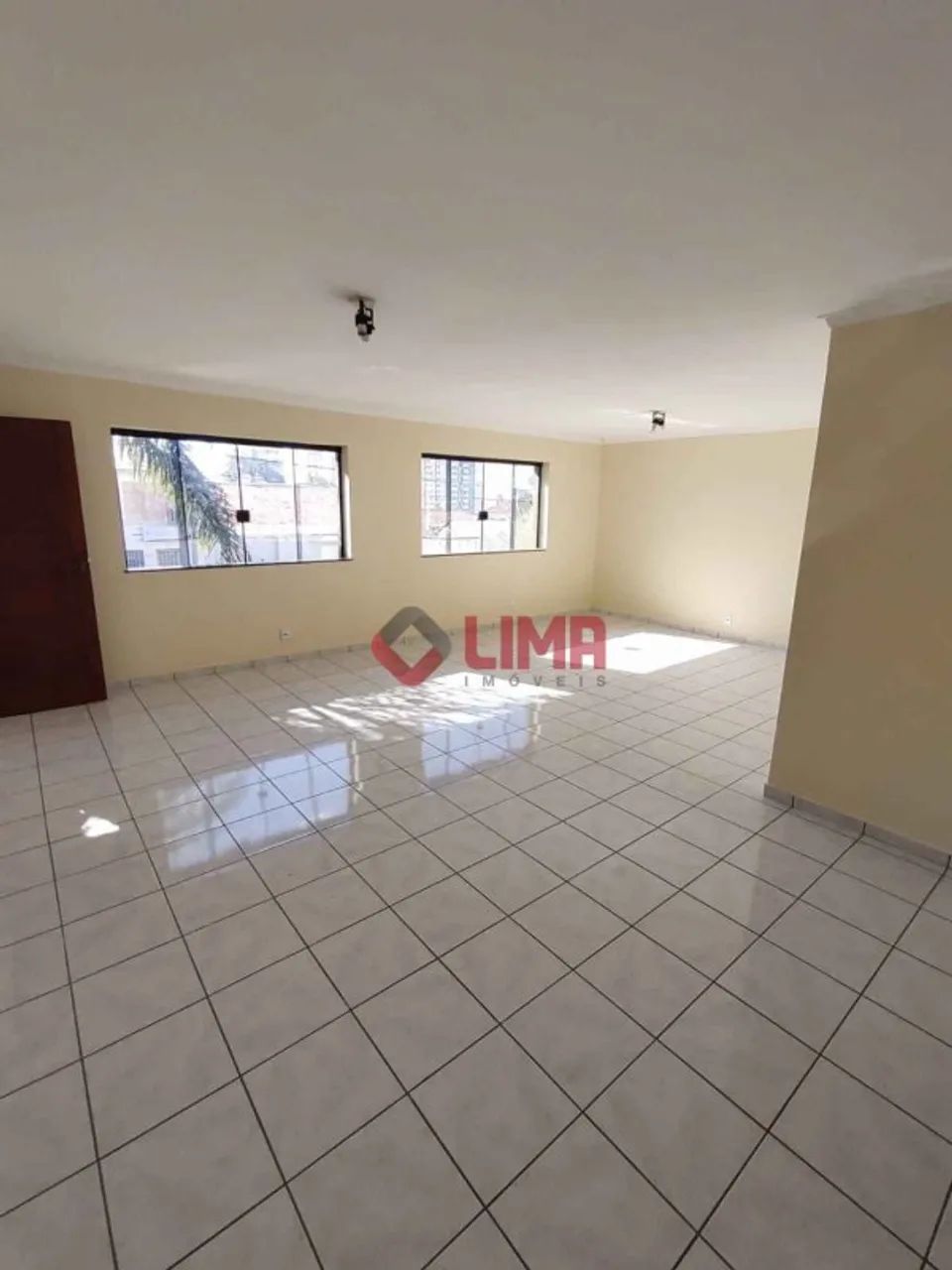 Casa com 200 m² e 3 quartos em Vila Cidade Universitária, Bauru - SP