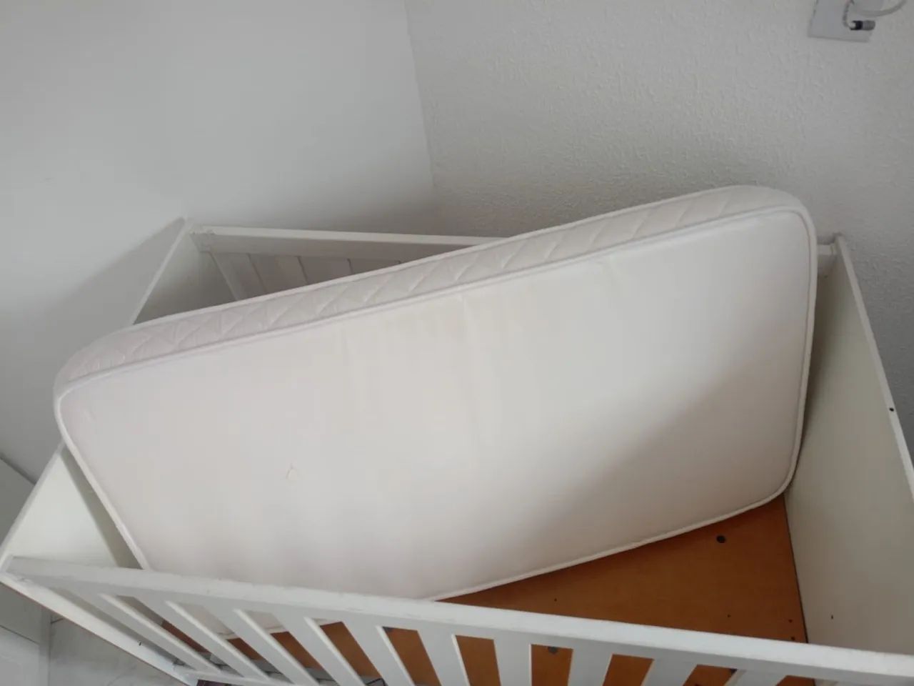 Berço pouco usado 