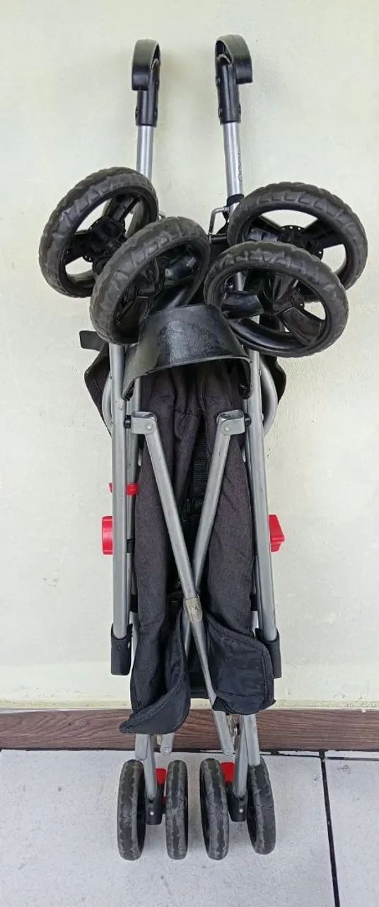 2 CARRINHOS E UM ANDADOR  - Foto 4